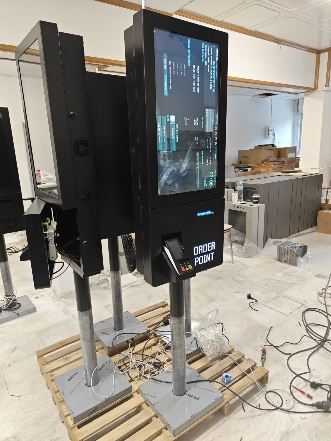 kiosk-paraggeleiolipsias-self-service-kiosk-all-in-one-ktel-irakleiou